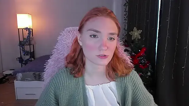 ReddHotPipper on StripChat