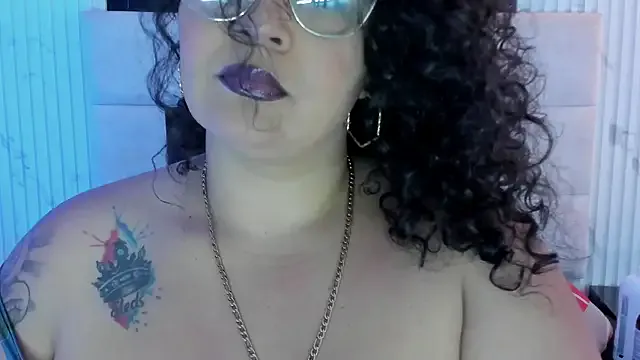 Reginavegaa on StripChat