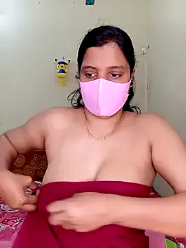 Rose-luckey on StripChat