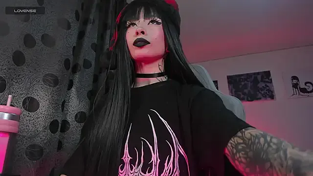 satanbabee on StripChat