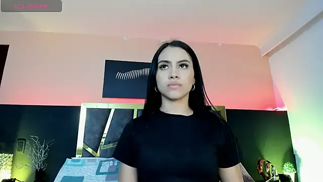 ScarletTorres on StripChat