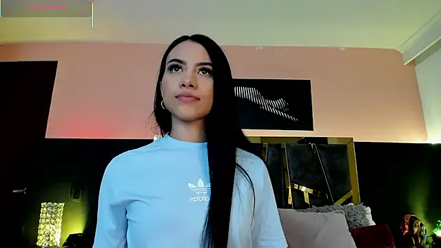 ScarletTorres on StripChat