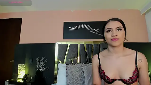 ScarletTorres on StripChat