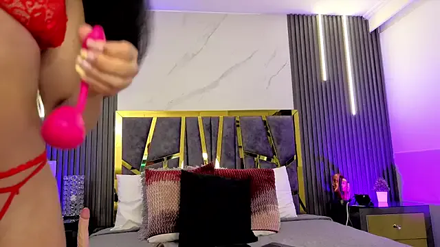 ScarletTorres — Oil in ass + Twerk