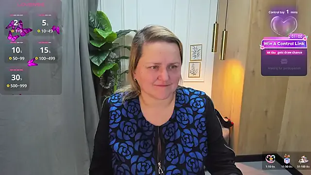 ScarlettSoft on StripChat