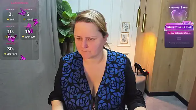 ScarlettSoft — show tits