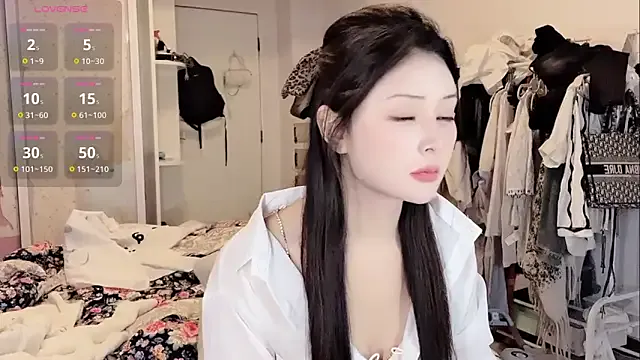secret-anan — Fingers in pussy