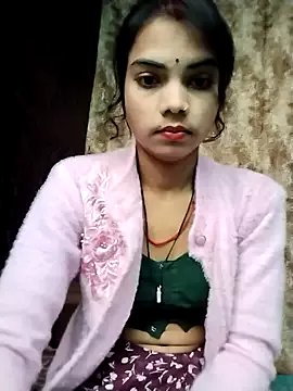 Sexy-Riyanshi from StripChat is Freechat
