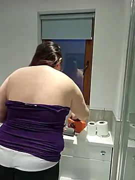 StripChat Sexy_Binxy is Freechat Sexy_Binxy — 2 min toy control