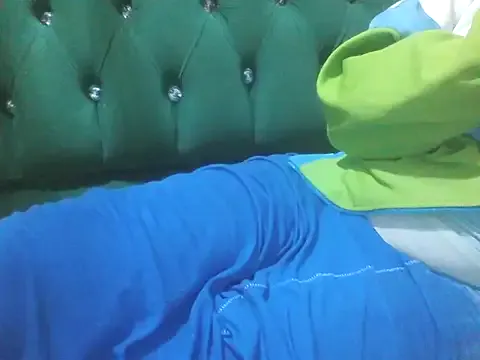 Sexy_Riri on StripChat