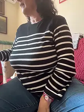 sexy_tettona from StripChat