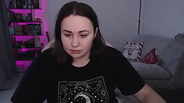 SexyWitch_666 on StripChat