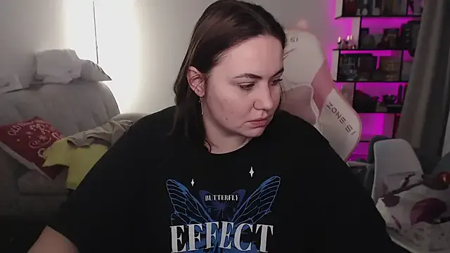 SexyWitch_666 on StripChat