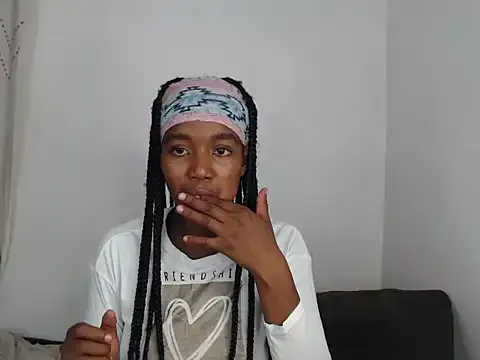 SexyyMandy — make me squirt