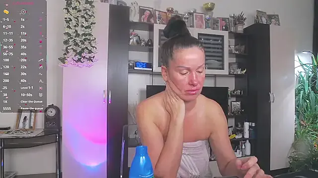 StripChat SheilaRyan is Freechat SheilaRyan — The Unbelievable CUM SHOWSquirt)