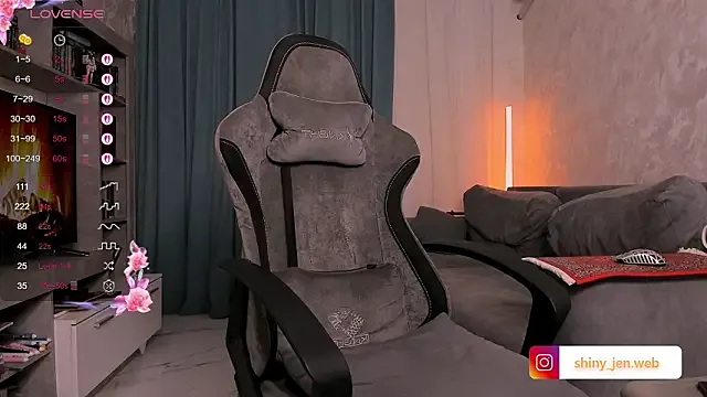 Shiny_Jennifer — Legs behind shoulders pose!