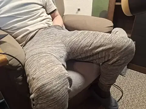 ShyGuyWannaTry — Horny Dirty Cumshow!