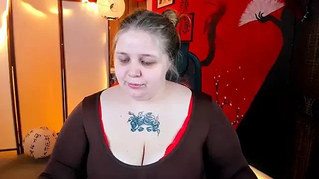 SladaDell from StripChat is Freechat