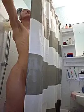 SlimBellaa from StripChat is Freechat