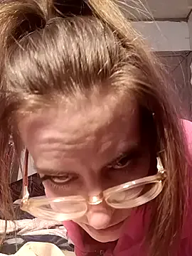 snowbird1117 — Outfit change   whos ?