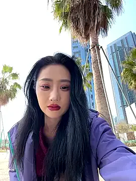 so-linger on StripChat