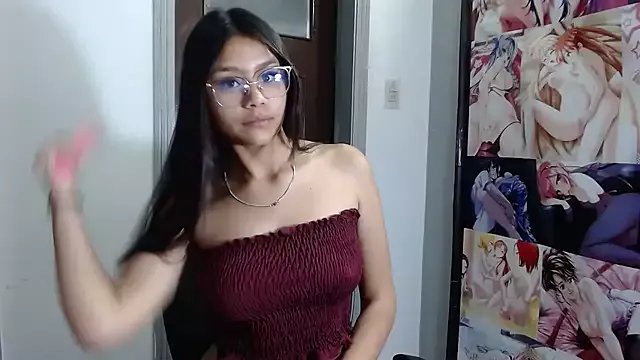 SofieLove_01 from StripChat is Freechat