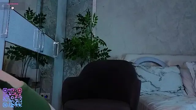 SoniaScott from StripChat is Freechat