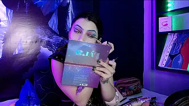 sophy_rock on StripChat