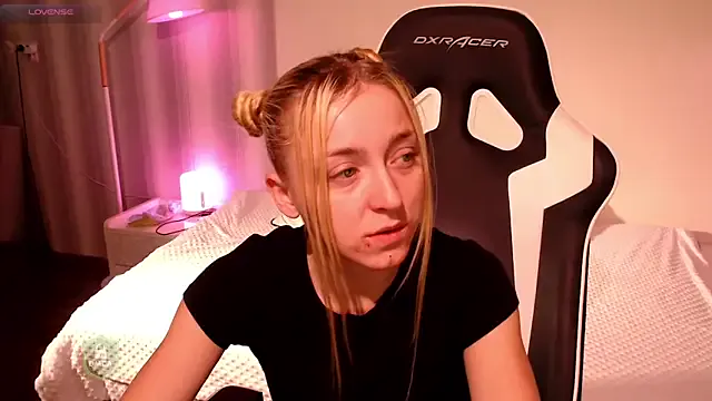 space_danger on StripChat