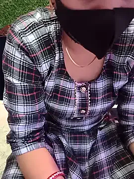 Strawberry4403 — Kheera show 2 mit