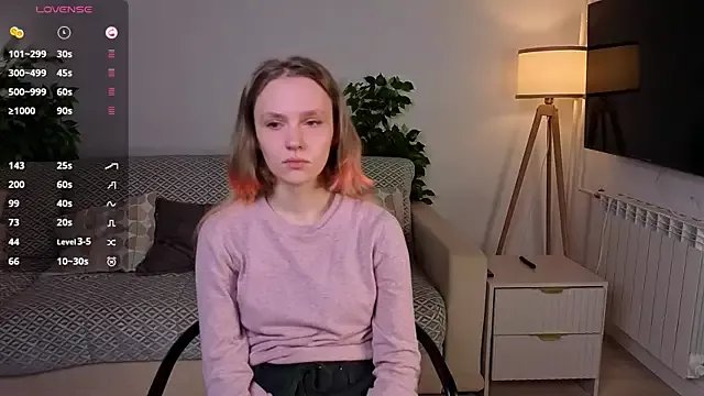 SueSasportas from StripChat is Freechat