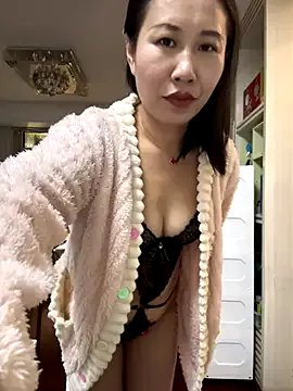 sushan_love from StripChat is Freechat