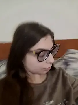 sweetbabygirlforyou on StripChat