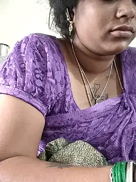 sweetqueen143 — Freechat on StripChat