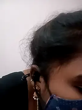 Tamil_roja17 — Private on StripChat