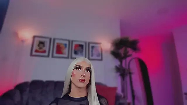 Taylor__foxxx from StripChat is Freechat