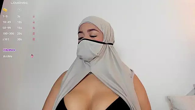 thaira_aly from StripChat is Private