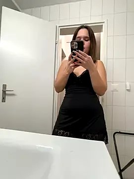 TheCinderella from StripChat is Freechat