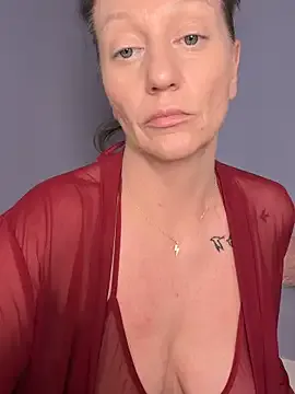 TheSweetestSlut — Bottoms Off/LushToy Control 3min