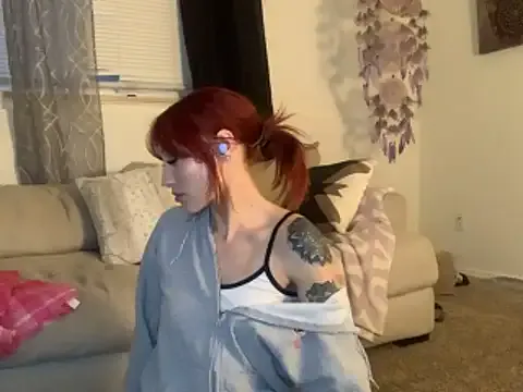 ThornsandHoney — Valentine's self-care + flowers 