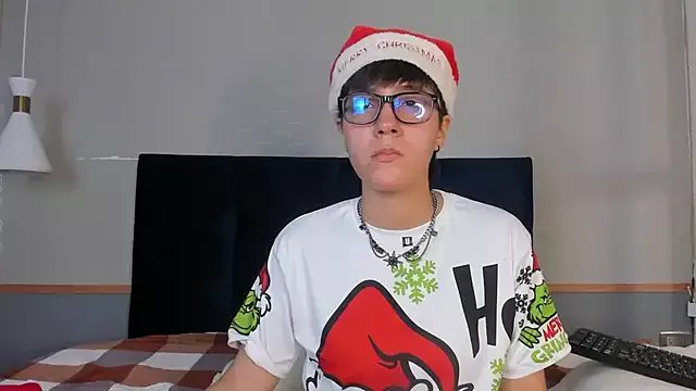 Tsuki_Maru from StripChat is Freechat