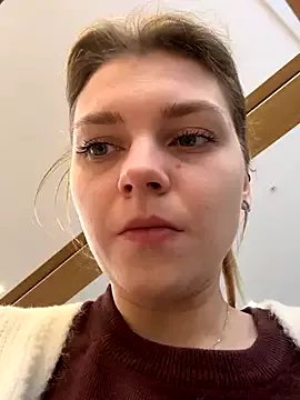 ValenciaShock from StripChat is Freechat