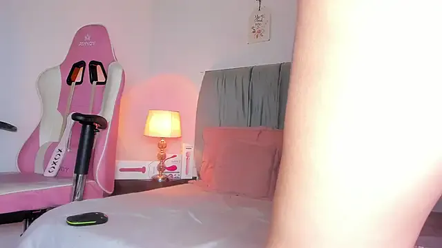 Valentinamolina_ on StripChat