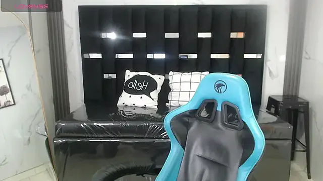 valeria_a1 — SPREAD PUSSY