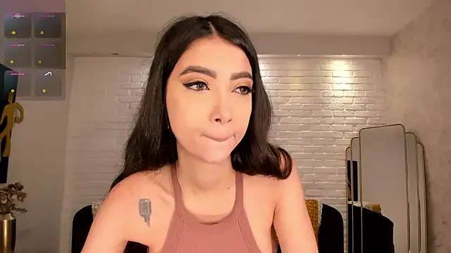 ValeriaVelvet on StripChat
