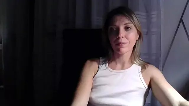 VelvetLove287 from StripChat is Freechat