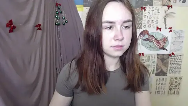 VeryVeryVeryShy_ on StripChat