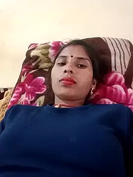 Veshali_Love143 from StripChat is Freechat