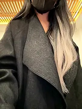 vivi-tara from StripChat is Freechat