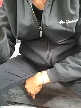 Wildhot_Cuple from StripChat is Freechat